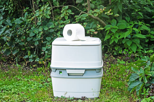 Best Portable restroom trailer rental  in Menomonee Falls, WI